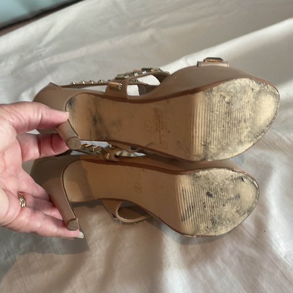 Charlotte Russe Size 7 Stilleto’s - Picture 3 of 5